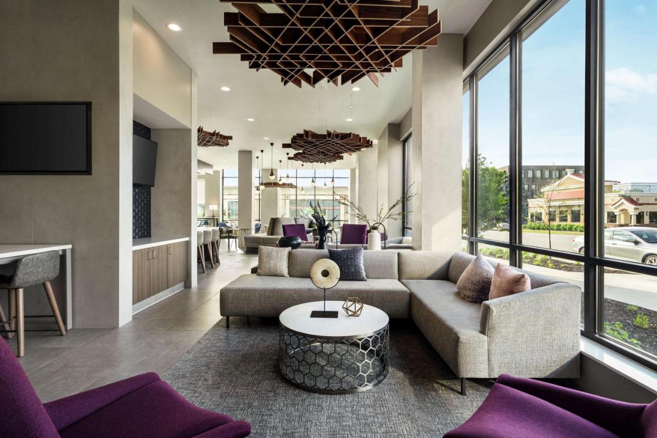 Home2 Suites By Hilton Minneapolis University Area Esterno foto