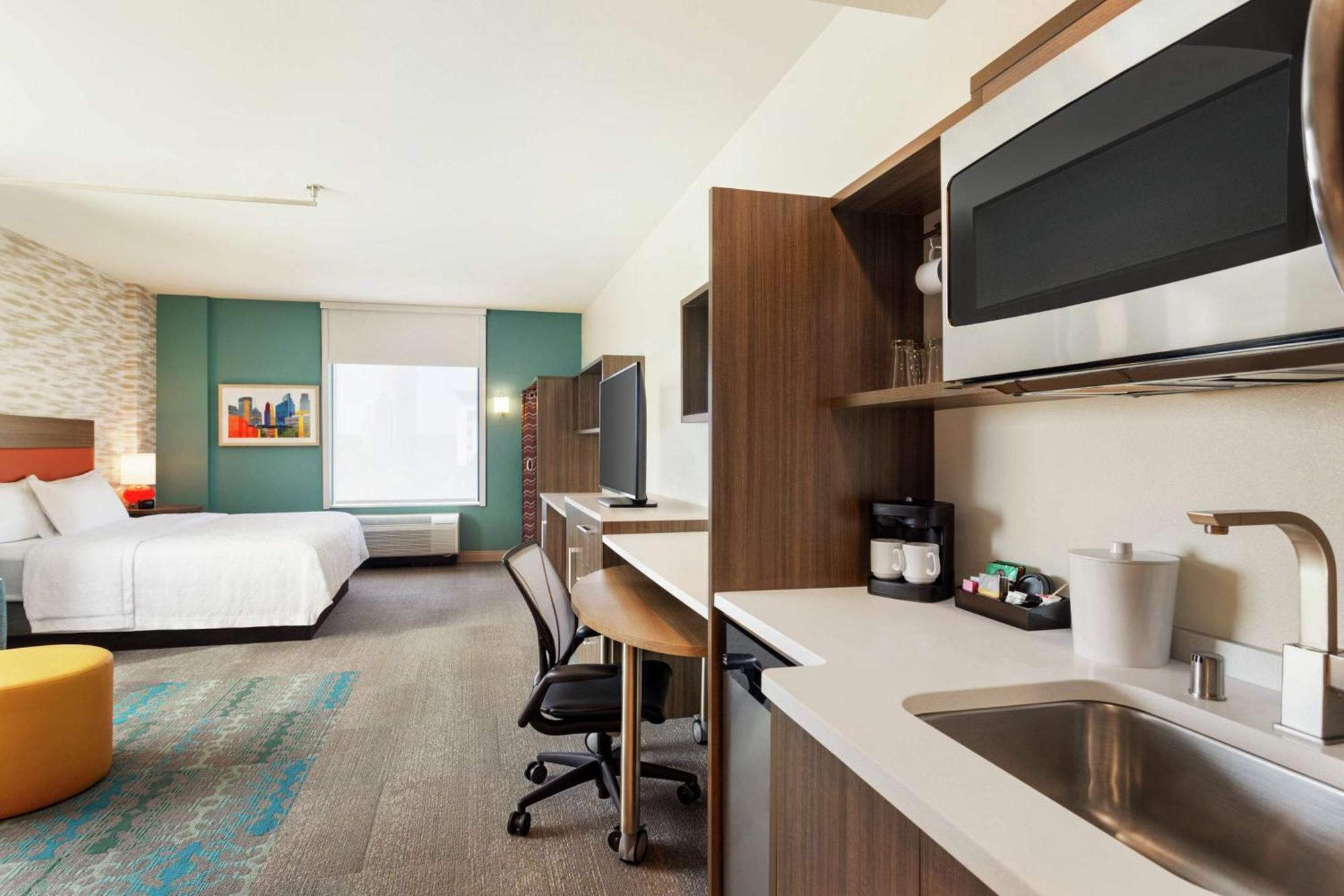Home2 Suites By Hilton Minneapolis University Area Esterno foto