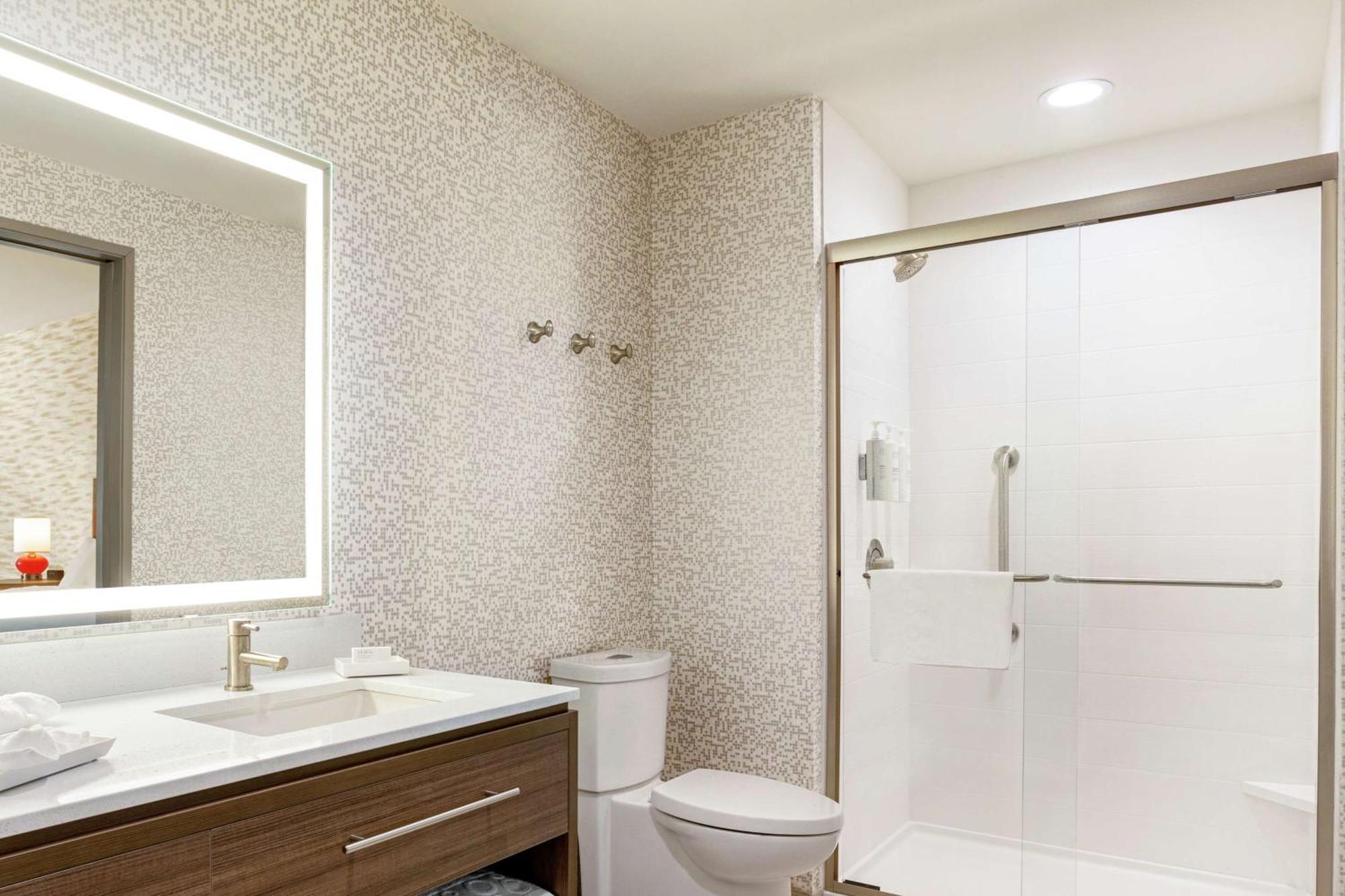 Home2 Suites By Hilton Minneapolis University Area Esterno foto